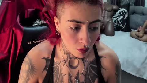 Selene online show from 03-09-25, 04:44