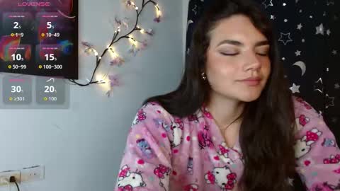 Snapshot of _serendepia_ chatting on 10-17-25, 06:16 Serendipia online show from 10-17-25, 06:16