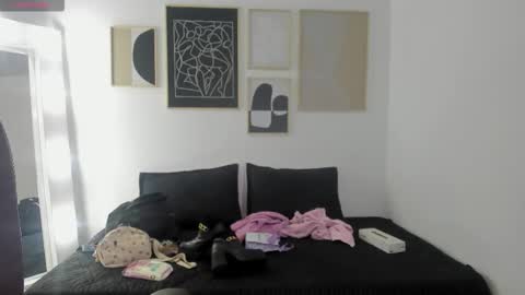 _sharlotte777 online show from 02-04-26, 12:44