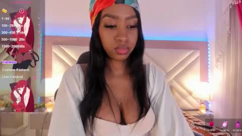 Snapshot of _shayra_ chatting on 02-25-26, 02:59 Shayra online show from 02-25-26, 02:59