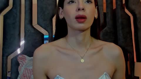 _silvia_vega_ online show from 03-05-25, 10:55