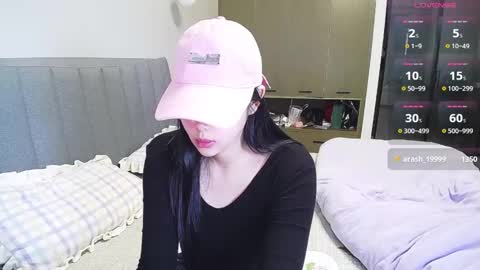 Snapshot of _smileflower_ chatting on 02-22-25, 06:06 winni online show from 02-22-25, 06:06