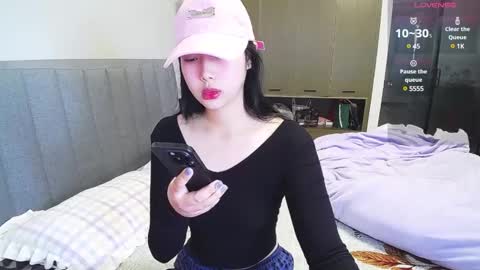 Snapshot of _smileflower_ chatting on 02-24-25, 06:16 winni online show from 02-24-25, 06:16