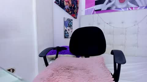 Sofia online show from 01-18-25, 11:22