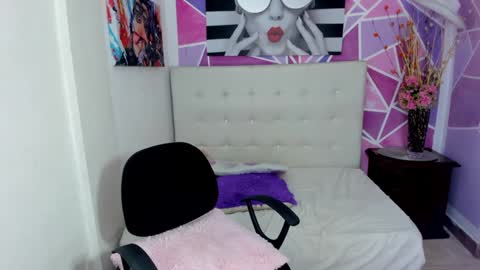 Sofia online show from 01-23-25, 02:23