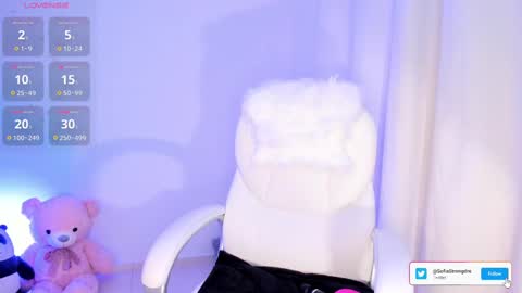 Snapshot of _sofiaa__ chatting on 03-06-25, 11:42 online show from 03-06-25, 11:42