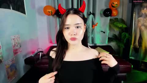 Brittany online show from 10-25-25, 12:51