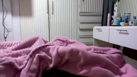 Alejandro Pinzon online show from 02-25-25, 01:52