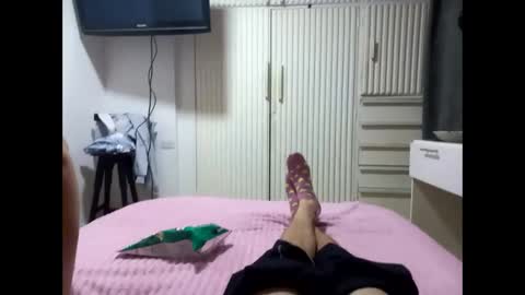 Alejandro Pinzon online show from 03-02-25, 09:21