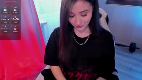 _sserendipityy_ online show from 03-06-26, 11:28