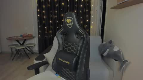 MARKPVT IS OPEN online show from 12-14-25, 04:29