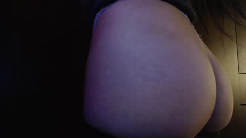 Snapshot of _submissiveamy888 chatting on 02-09-25, 03:32 _submissiveamy888 online show from 02-09-25, 03:32