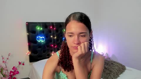 Sussi online show from 12-18-24, 05:10
