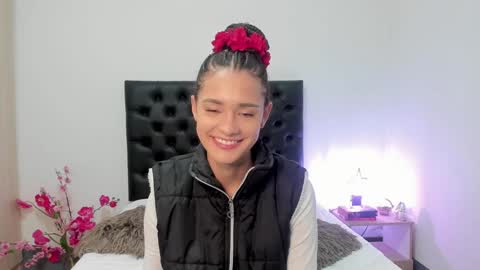 Sussi online show from 01-21-25, 01:32