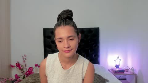 Sussi online show from 01-23-25, 01:35