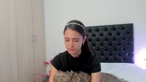 Sussi online show from 02-11-25, 04:35