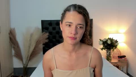 Sussi online show from 09-10-25, 01:22