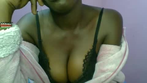 Snapshot of _sweet_gabriella chatting on 10-13-25, 08:25 Gabriella online show from 10-13-25, 08:25