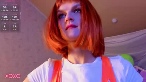 _sweet_kira_ online show from 10-31-25, 01:39