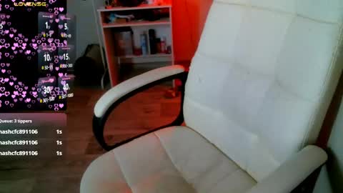 Snapshot of _sweet_ruby_ chatting on 02-15-25, 02:33 Milana welcome to my world online show from 02-15-25, 02:33