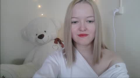 _sweet_smile_ online show from 02-10-26, 09:35