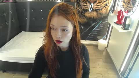 Snapshot of _sweetbriana chatting on 10-21-25, 12:39 Sweet Briana online show from 10-21-25, 12:39