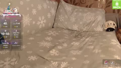 Mia online show from 01-11-26, 02:27