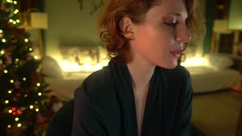 Snapshot of _the_sun_ chatting on 12-22-24, 01:55 Evi online show from 12-22-24, 01:55