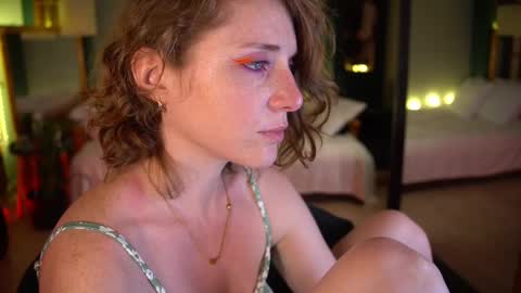 Snapshot of _the_sun_ chatting on 02-28-25, 01:15 Evi online show from 02-28-25, 01:15