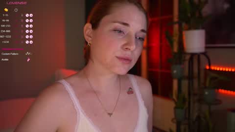 Snapshot of _the_sun_ chatting on 11-16-25, 12:05 Evi online show from 11-16-25, 12:05