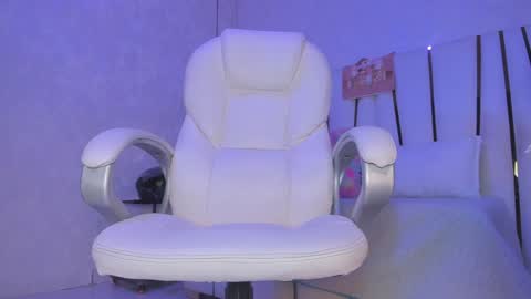 Rousse  online show from 12-12-24, 07:04
