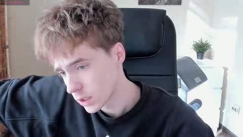 _tokyo_ghoul online show from 03-09-25, 10:08