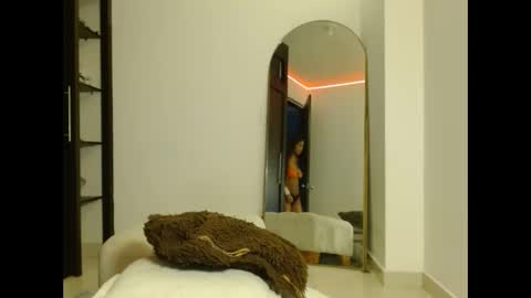 Snapshot of _tommyandanabel_ chatting on 10-19-25, 04:35 tommy and anabel online show from 10-19-25, 04:35