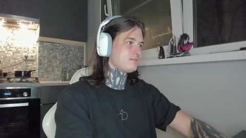 _torfin_ online show from 03-11-25, 12:44