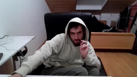 Snapshot of _v_l_a_d_ chatting on 11-17-25, 11:21 Vlad online show from 11-17-25, 11:21