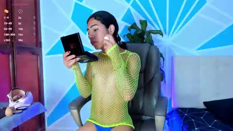 Valeria Montes online show from 09-17-25, 06:04