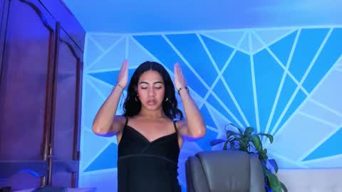 Valeria Montes online show from 10-01-25, 11:55