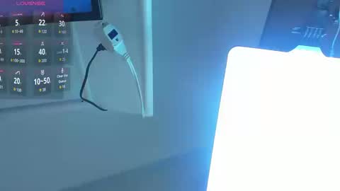 _vanie online show from 09-18-25, 04:25