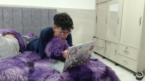 _vanie online show from 11-15-25, 06:15