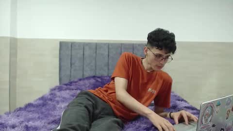 _vanie online show from 11-19-25, 05:07