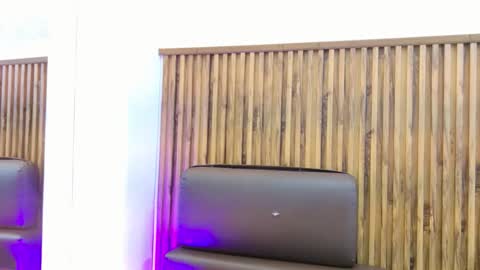 Veronica online show from 10-15-25, 11:54