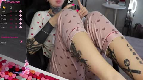 Alis online show from 11-08-25, 08:36