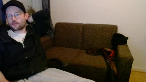 _whoisthatguy_ online show from 11-29-25, 05:38