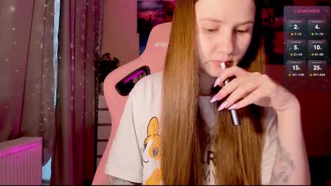 Enni online show from 02-21-25, 07:23