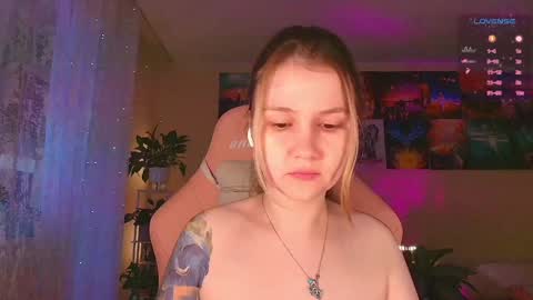 Enni online show from 11-06-25, 07:31