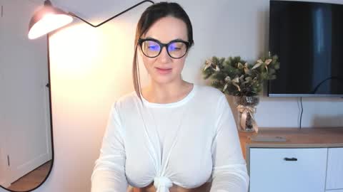 Nika online show from 12-11-24, 11:19