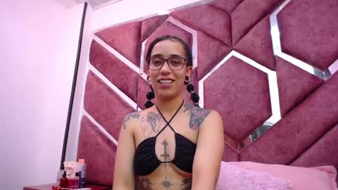 yeeeen online show from 01-12-25, 03:25