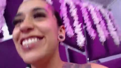 yeeeen online show from 02-20-25, 05:55