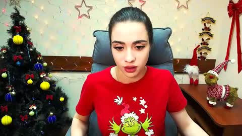 Snapshot of _your_fantasy_girl chatting on 12-08-24, 12:07 Alisa online show from 12-08-24, 12:07