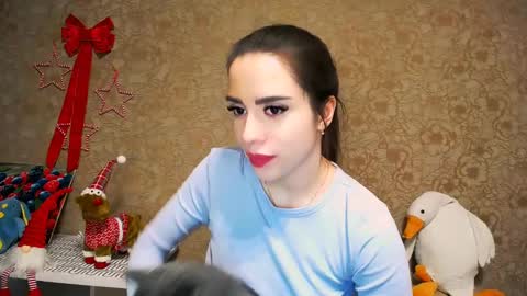 Snapshot of _your_fantasy_girl chatting on 12-28-24, 02:11 Alisa online show from 12-28-24, 02:11